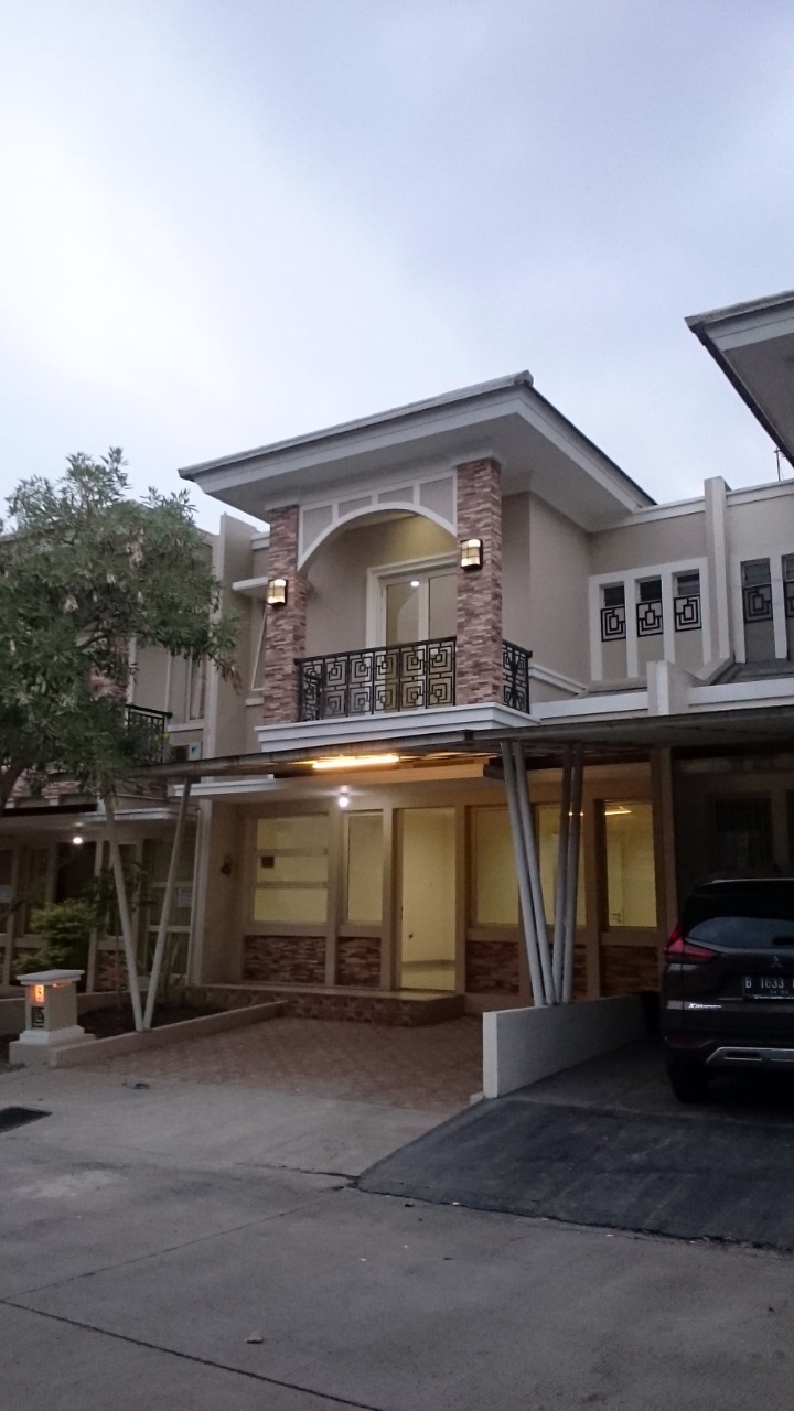 Gia. Rumah Dijual di Cluster Ambrosia Lippo Cikarang